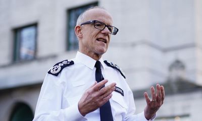 Met chief attacks Home Office for not letting him sack bad police