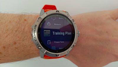 How to set up a training plan on your Coros Vertix 2