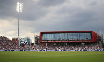 Ashes series heads to Old Trafford seeking a perfect pitch amid the noise