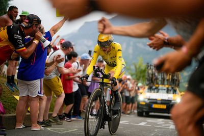 Jonas Vingegaard takes control of Tour de France with big time trial victory