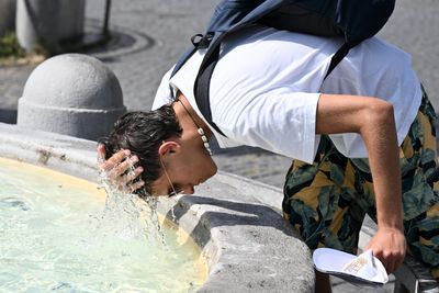 Extreme heat sets records, brings health warnings in Europe, US