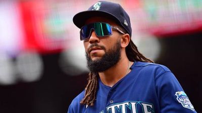 Mariners Players Upset by Team’s Selling Blue Jays Merchandise