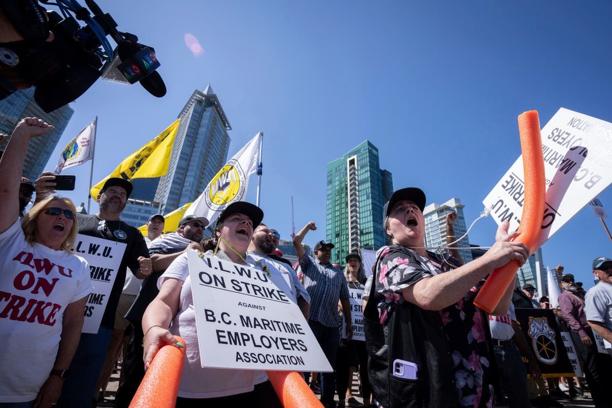 the-british-columbia-port-workers-union-has-rejected