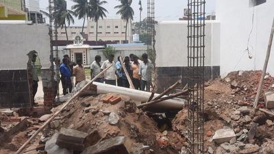 Two construction workers killed in wall collapse near Ranipet