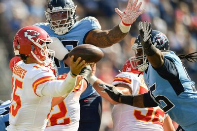 Chiefs’ Patrick Mahomes has high praise for Mike Vrabel, Titans’ defense