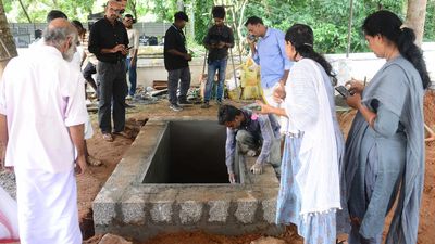 A special tomb for Oommen Chandy in his parish at Puthuppally