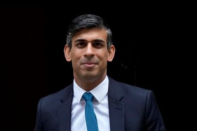 UK Prime Minister Rishi Sunak apologizes for a previous ban on LGBTQ+ people in the military