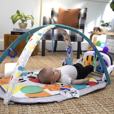 Baby Einstein 4-in-1 Kickin' Tunes Music and Language Discovery Play Gym review