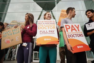 Membership of BMA reaches record high amid pay dispute