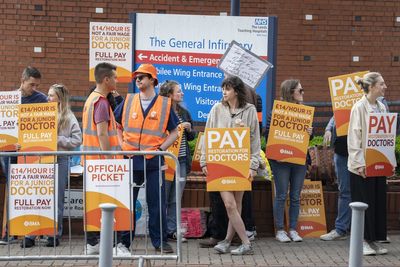 More than 100,000 appointments cancelled because of latest junior doctors strike