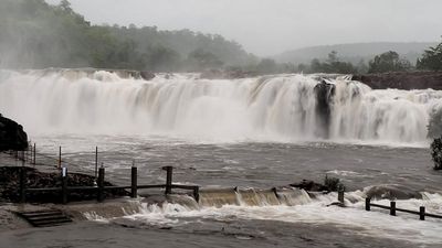 Bogatha waterfall out of bounds for visitors due to heavy flow from upstream