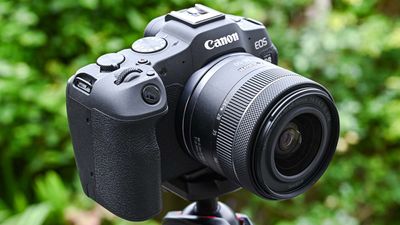 Canon EOS R8 review