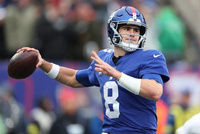 Giants’ Isaiah Hodgins praises Daniel Jones’ work ethic