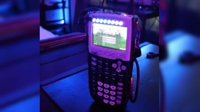 Raspberry Pi Turns Calculator Into Gaming Handheld