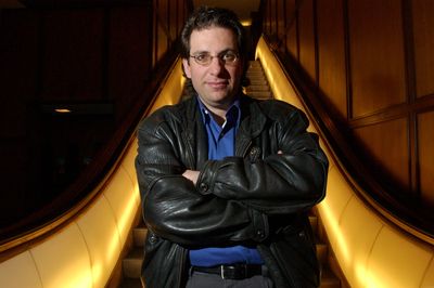 Kevin Mitnick, the world’s ‘most wanted’ hacker before becoming a cybersecurity consultant, dies at 59