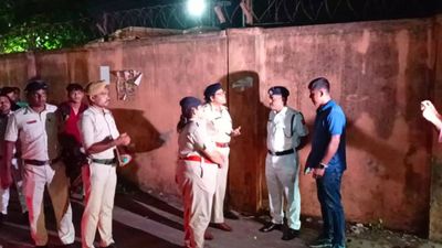 Dreaded Kolkata gangster, out on parole, gunned down in front of police station