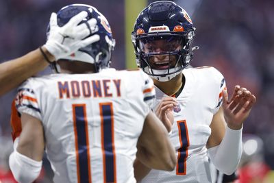 Bears QB Justin Fields is excited to get WR Darnell Mooney back on the field