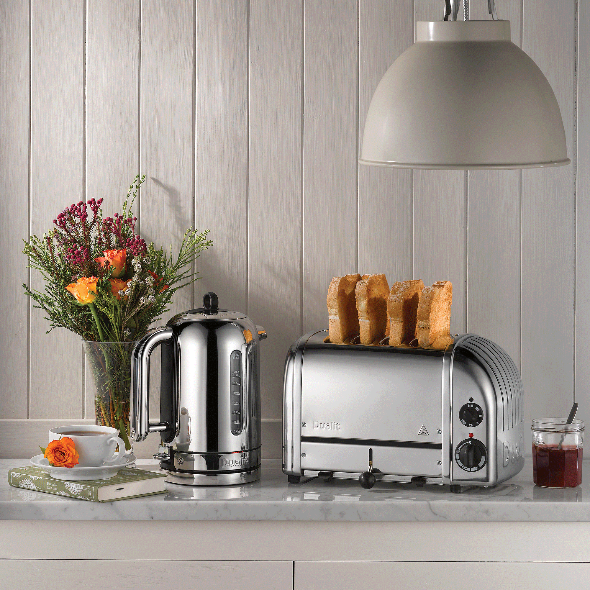 Meet your next kitchen appliance obsession - the Dualit Classic NewGen toaster