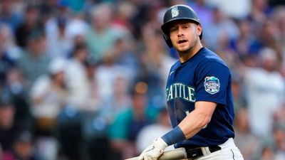 Mariners Player Fractured His Foot After Kicking Water Cooler in Frustration