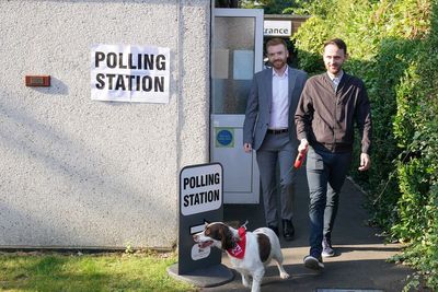 Polls close in by-election tests for Rishi Sunak’s leadership