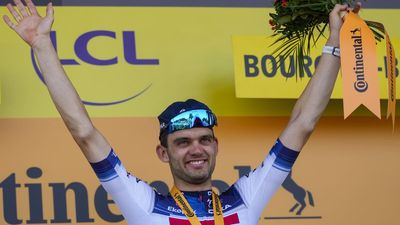 Asgreen holds on to win 18th stage of Tour de France