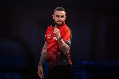 Joe Cullen sees off Daryl Gurney to booked semi-final spot at World Matchplay