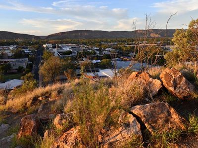 Alice Springs takeaway alcohol restrictions extended