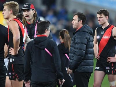 Scott insists Bombers lose no belief from Cats belting