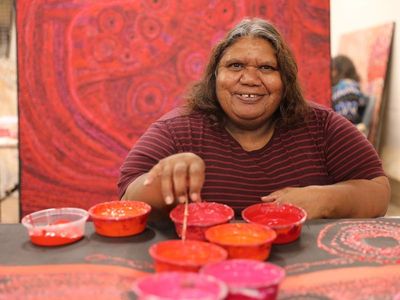 Vicki Yatjiki Cullinan wins $100k landscape art prize
