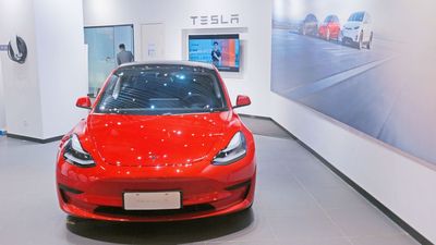 Tesla’s Q2 Financials Disappoint, But Analysts Maintain Bullish Outlook