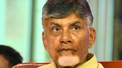 TDP supremo Chandrababu Naidu condemns A.P. govt.’s decision to prosecute Jana Sena Party chief Pawan Kalyan