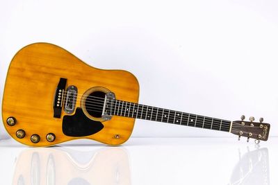 Guitar owned by Tony Sheridan when he played with The Beatles goes to auction