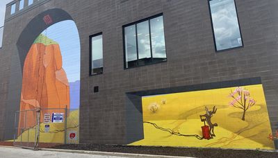 In Old Town mural, artist Eric Lee captures Wile E. Coyote’s futile pursuit of the Road Runner