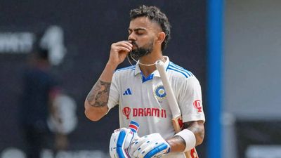Virat Kohli hits 29th Test ton as India cruise to 373/6 at lunch against West Indies on Day 2