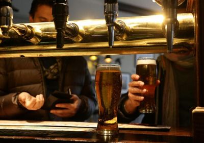 MPs' summer holidays gives Westminster chance to restock subsidised bars
