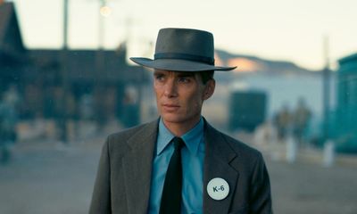 Fedoras on top as Cillian Murphy moves on from flat caps