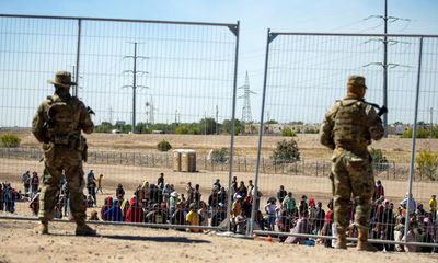 Pregnant migrants at US border say Texas soldiers denied them water