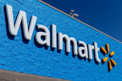 Are Investors Buying up Shares of Walmart (WMT) This Week?