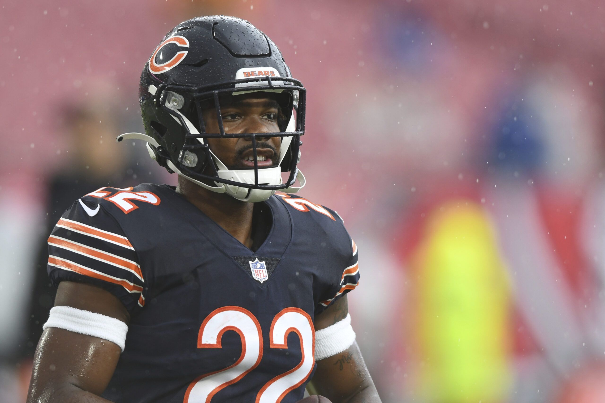 Chicago Bears Training Camp Battles: Khalil Herbert, D'Onta Foreman Will  Fight for RB Snaps