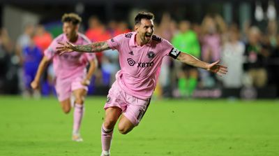 Lionel Messi Stuns With Unreal Free Kick Winner in Inter Miami Debut