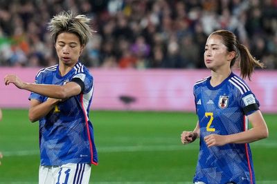 Japanese players wear black armbands at Women's World Cup to remember royal family member