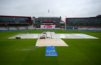 The Ashes weather: Rain threatens England hopes of victory in Manchester