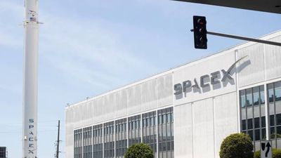 Investor Says $150 Billion SpaceX Valuation Seems Too Good to Be True