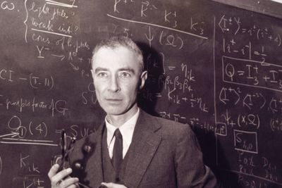 The atomic truth behind "Oppenheimer"