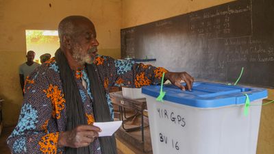 Mali's new constitution adopted after court validation