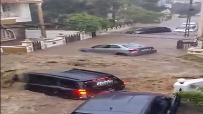 Heavy burst of rain turns streets into rivers in Gujarat’s Junagadh; cars and cattle swept away