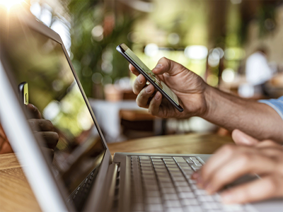 Govt officers entitled to mobile, laptop costing up to Rs 1.3 lakh; can retain after 4 years