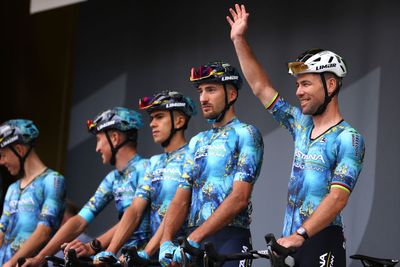Cavendish and Vinokourov to discuss future plans as Tour de France ends in Paris