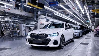 BMW i5 Production Gets Underway In Dingolfing, Germany