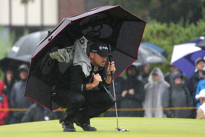 Lynch: What rain? Gritty Open champs don’t get washed away by lousy weather